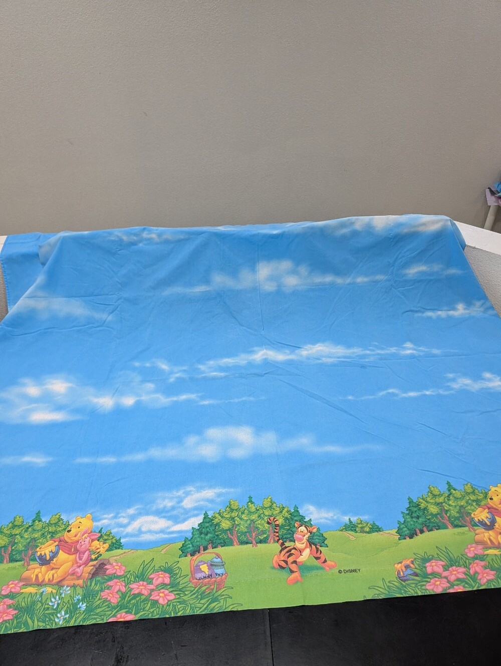 Winnie the Pooh and Friends Twin Size Flat Sheet